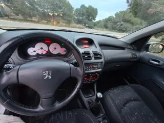 Peugeot 206 2004