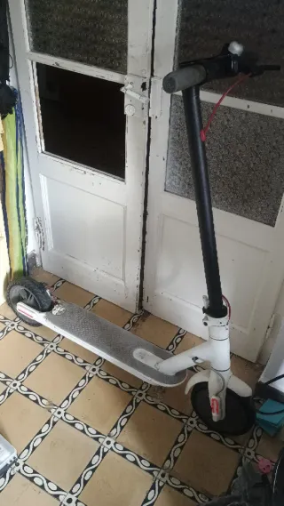Patinete Eléctrico Xiaomi M365