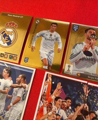 16 figurine Real Madrid 2015/16 con 2 Cristiano