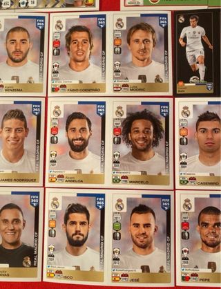 16 figurine Real Madrid 2015/16 con 2 Cristiano