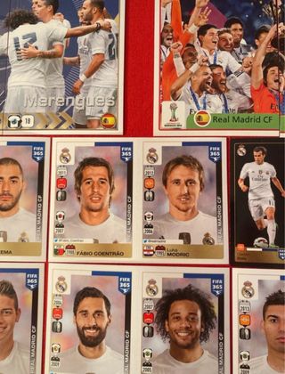 16 figurine Real Madrid 2015/16 con 2 Cristiano