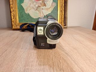 Videocámara Sony Handycam Hi8 CCD-TRV78E