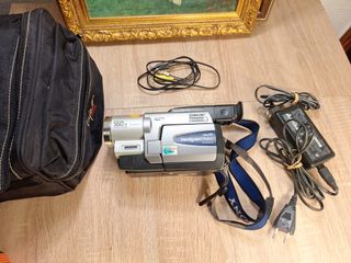 Videocámara Sony Handycam Hi8 CCD-TRV78E