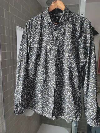 Camisa H&M hombre estampada