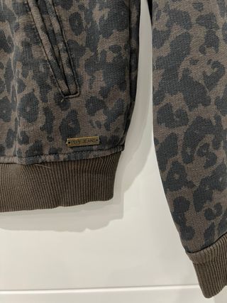 Chaqueta algodón Pepe Jeans marrón leopardo XS