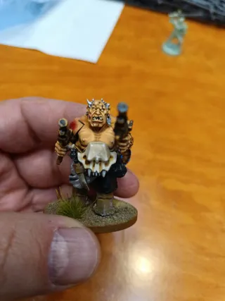 Warhammer Ogro con Pistolas