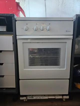 Cocina y horno de gas butano!!