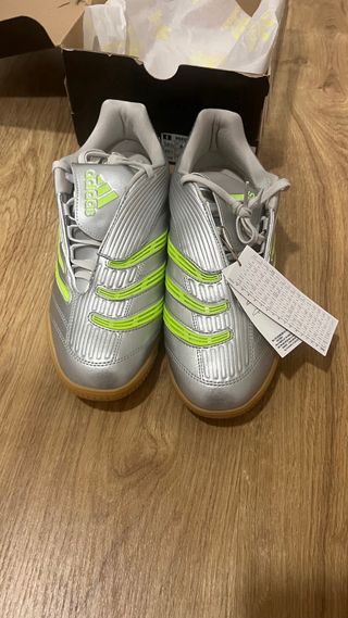 Scarpe da calcio Adidas Predator Taglia 43,5