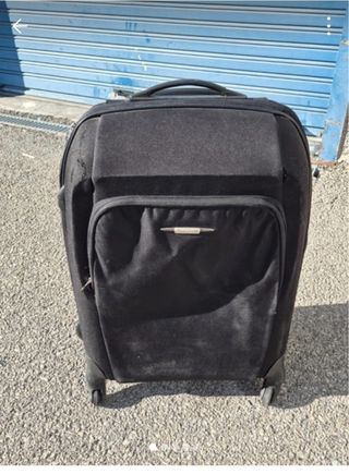 Maleta de viaje negra