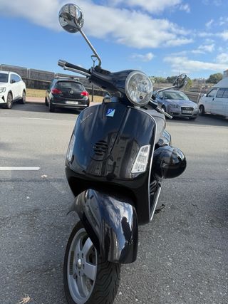 Vespa GTS 125