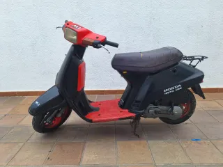 Honda Vision 50 Scooter