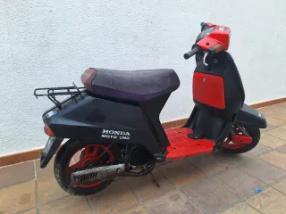 Honda Vision 50 Scooter