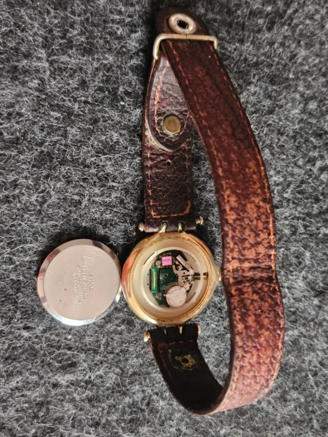 Reloj Sanyo Quartz Mujer