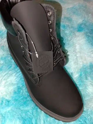 Timberland nere nuove