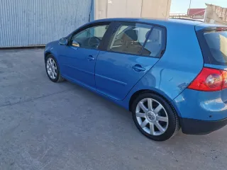 Volkswagen Golf 2005