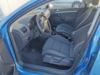 Volkswagen Golf 2005