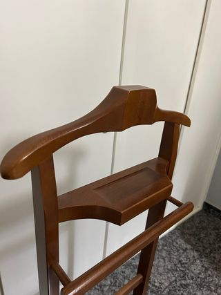 Galán de noche de madera