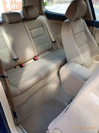 Volkswagen Golf 2004