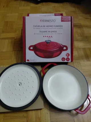 Cazuela de hierro fundido Ernesto roja 2L