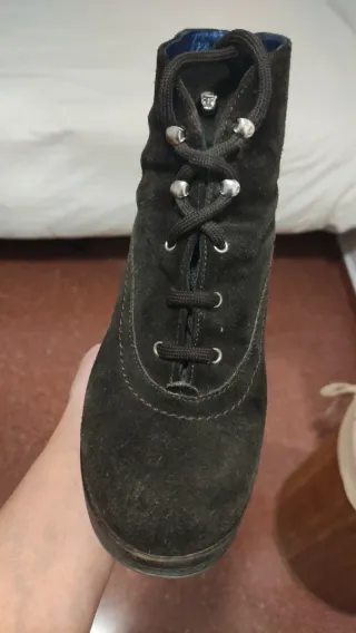 Botines marrones con cordones