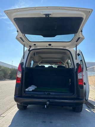 Peugeot Partner 2011