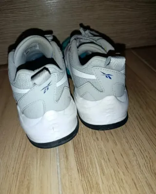 Zapatillas deportivas Reebok grises y turquesa