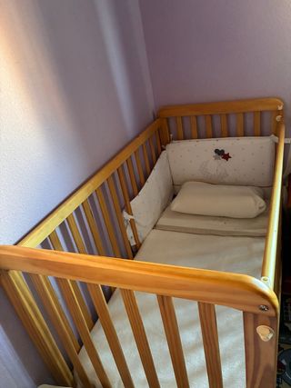 Culla in legno per neonati