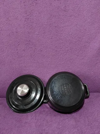 Olla Ernesto Hierro Fundido 1.13L Negra