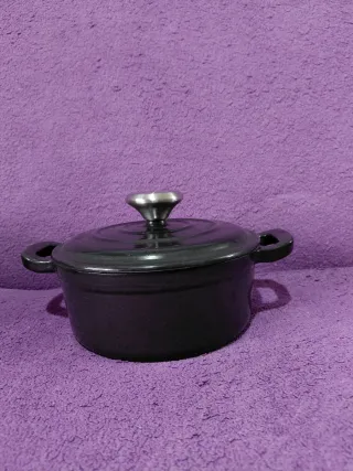 Olla Ernesto Hierro Fundido 1.13L Negra