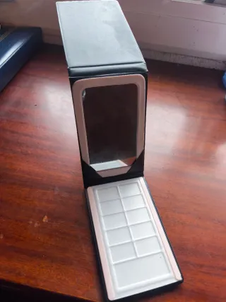 Espejo Mary Kay Negro