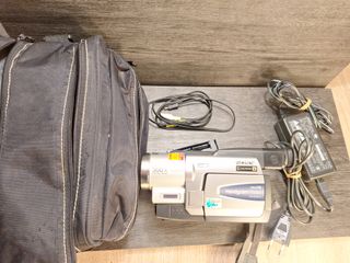 Videocámara Sony Handycam Hi8 CCD-TRV78E