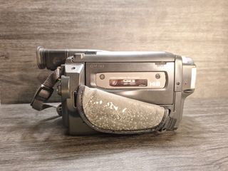 Videocámara Sony Handycam Hi8 CCD-TRV78E