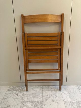 Silla plegable de madera