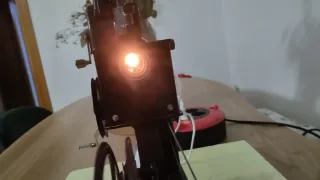 Proyector 9,5mm Pathé Baby