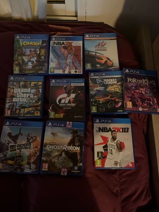 PS4 + Controller + Giochi