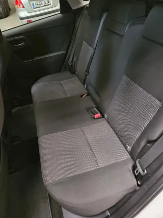 Toyota Auris 1.6 115D Active Touring 2015