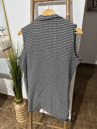 Chaleco largo estampado vichy