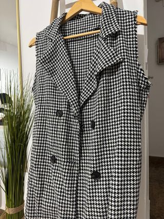 Chaleco largo estampado vichy