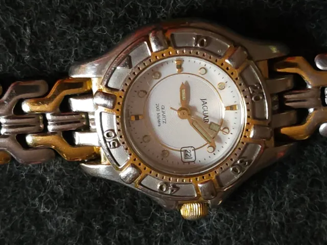 Reloj Jaguar Quartz 200 Mts
