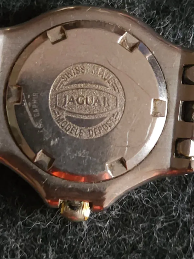 Reloj Jaguar Quartz 200 Mts