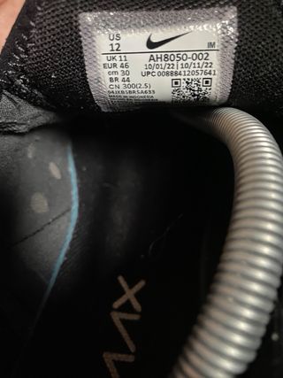 Nike Air Max 270 Talla 46 Negras Blancas