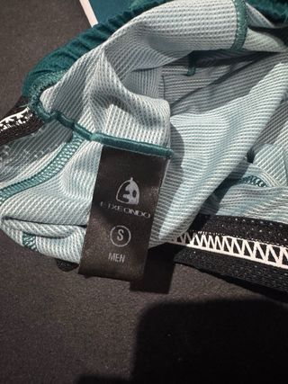 Conjunto KERN PHARMA Talla M