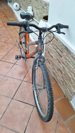 Urge,Bicicleta Tracker Up-Rideu urge .