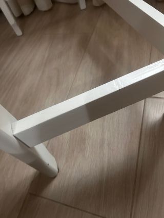 Escritorio de madera blanco