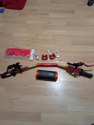 Manillar ProTaper Rojo + Accesorios