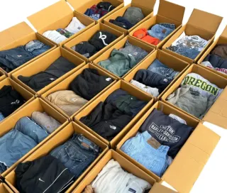 Abbigliamento al kg uomo donna e bambini