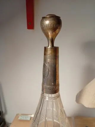 Botella de cristal y plata siglo XIX