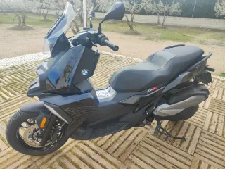 BMW C400X