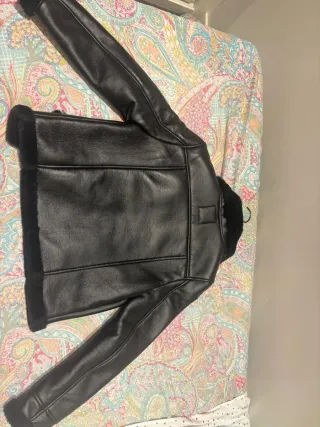 Chaqueta polipiel INSIDE negra