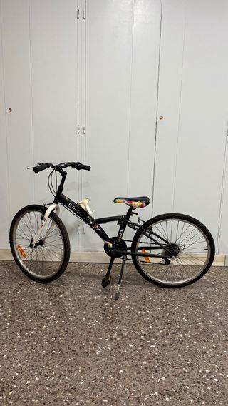Bicicleta Negra BTWIN